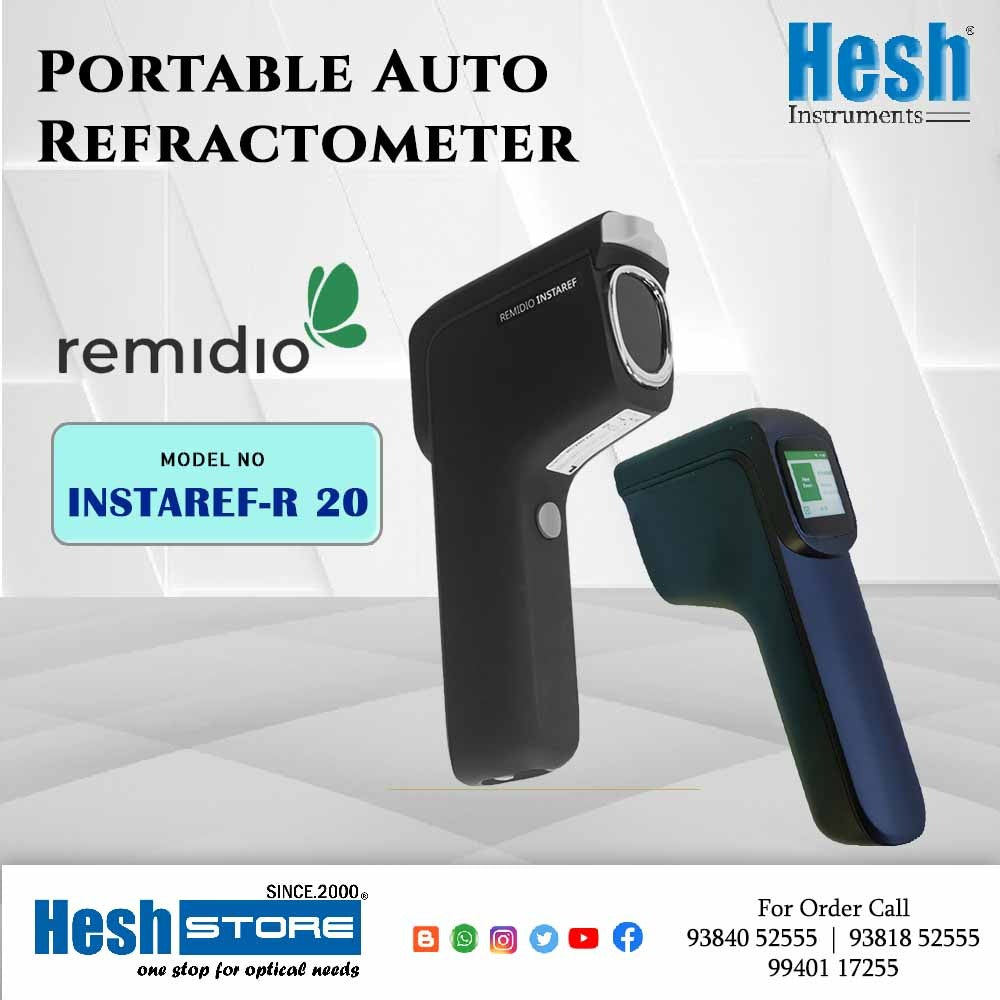 Portable auto refractometer